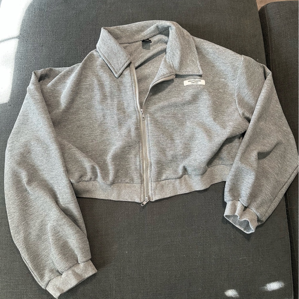 Cropped Zip Up